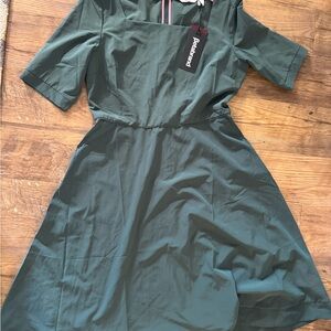 Betabrand Green Raglan Sleeve A-Line Dress